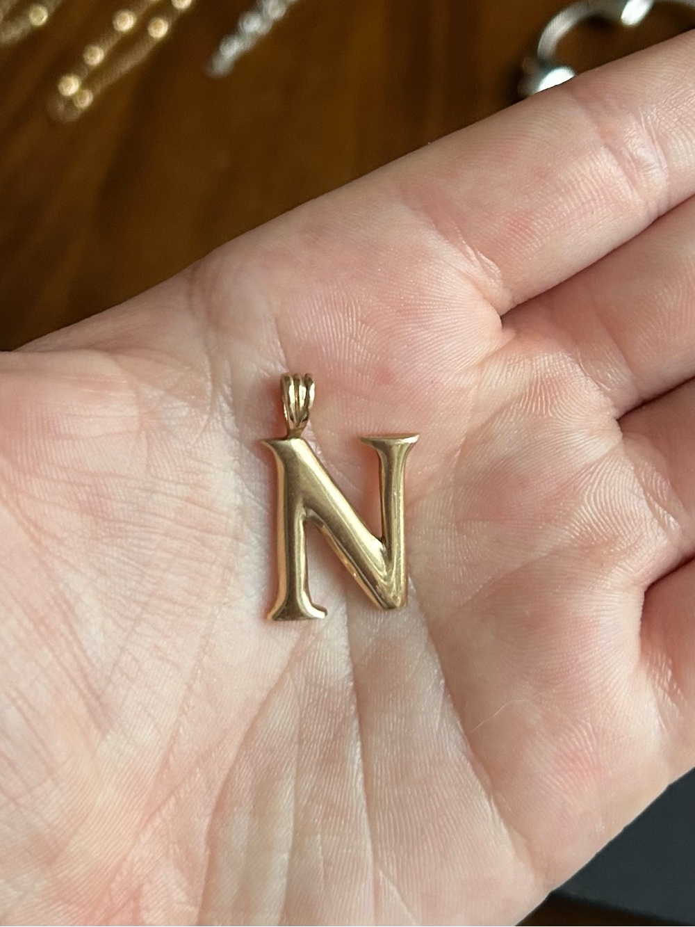 10k Yellow Gold N pendant